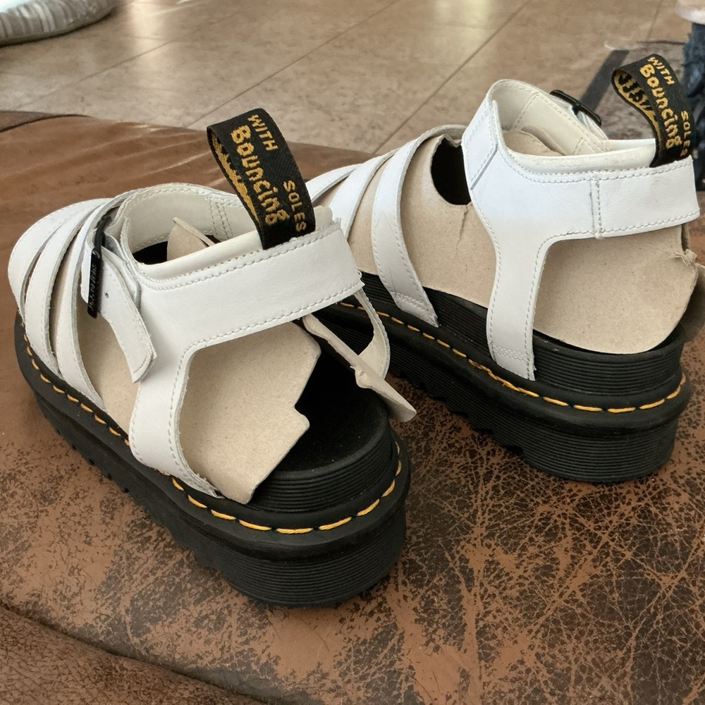 Dr Martens Sandals Blaire platform Doc Martens Women sz 10 Leather White Strap